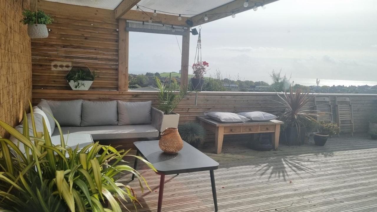 Bijou Annexe, Sea View, Private Entrance & Parking - Folkestone Hotel Kültér fotó