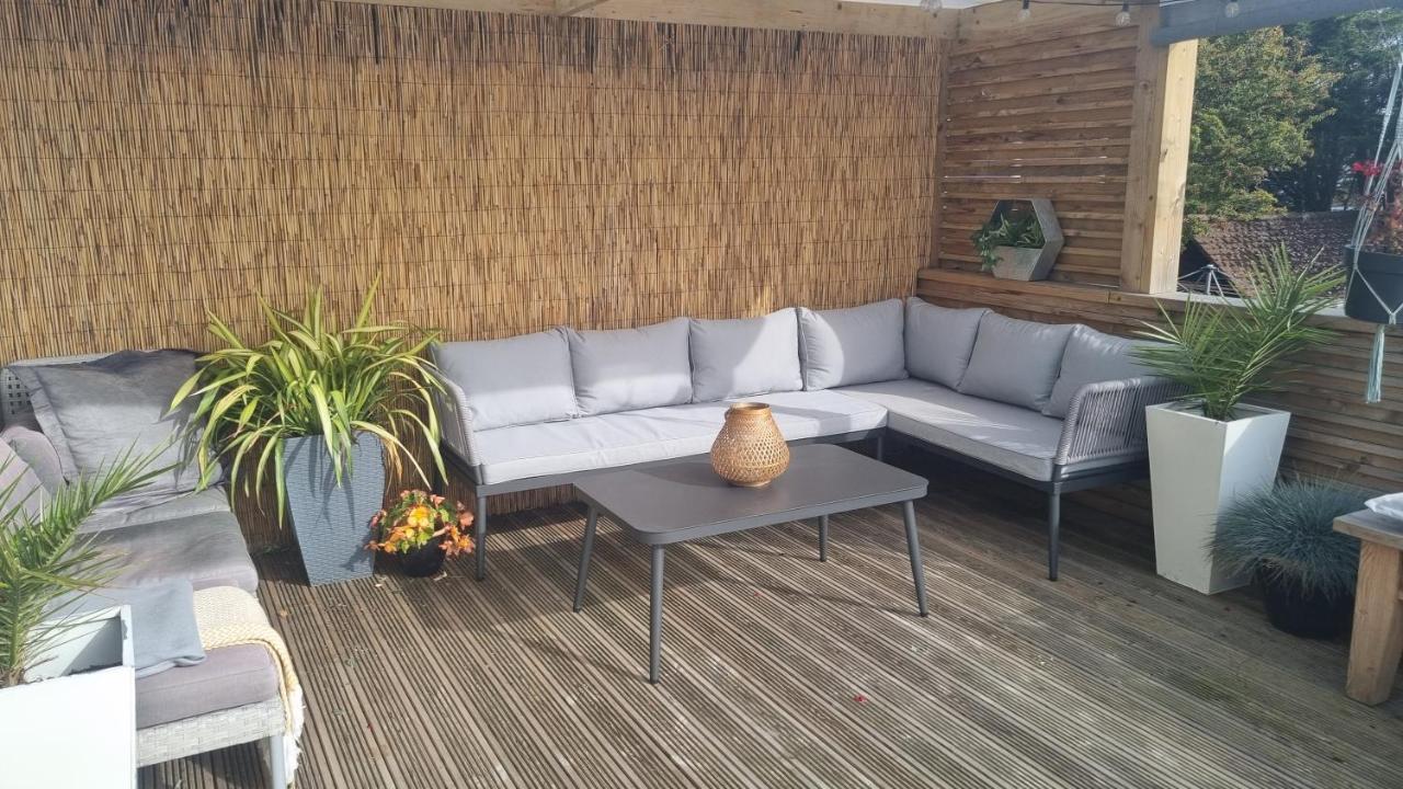Bijou Annexe, Sea View, Private Entrance & Parking - Folkestone Hotel Kültér fotó